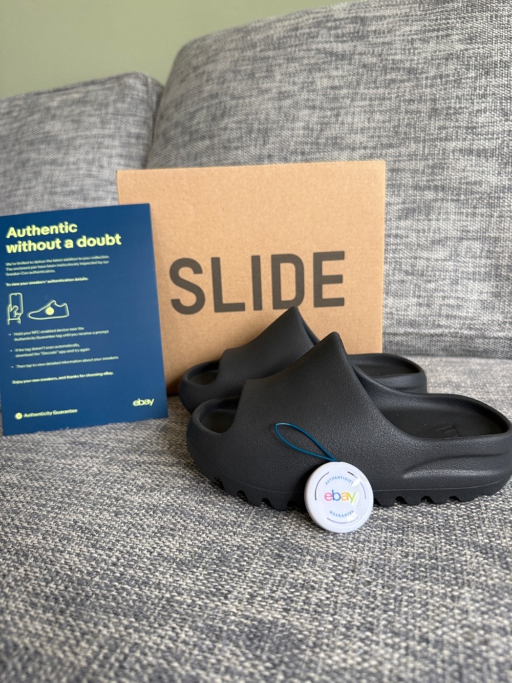 Yeezy by adidas Slide Kids size 12 Black